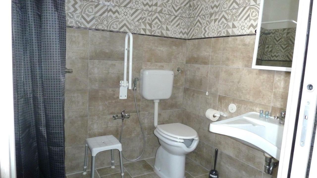 Regina Isabella Rooms San Foca Dış mekan fotoğraf